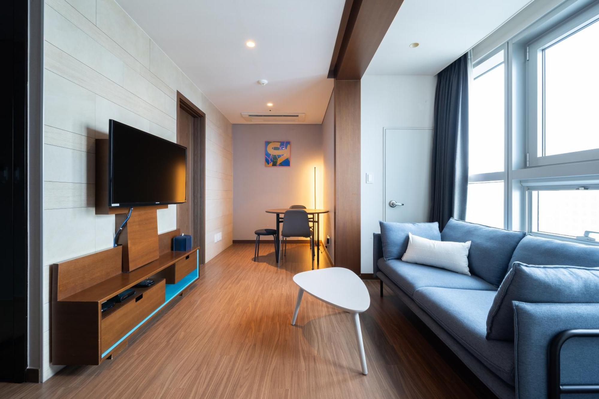 Urbanstay Haeundae Station Busan Exterior foto